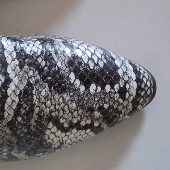 Catherine Malandrino Snakeskin Print Alaney D’Orsay Flats Pointed Toe - Picture 3 of 10